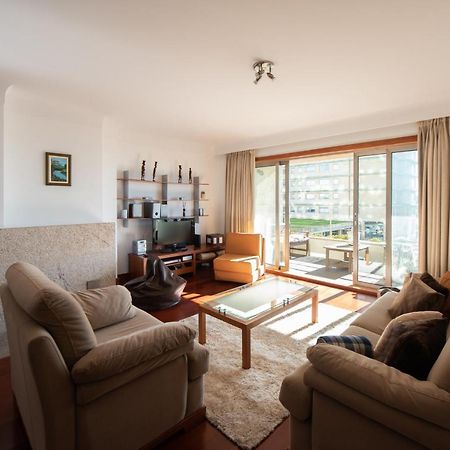 Apartament Em Condominio Com Piscina マトジニョシュ エクステリア 写真