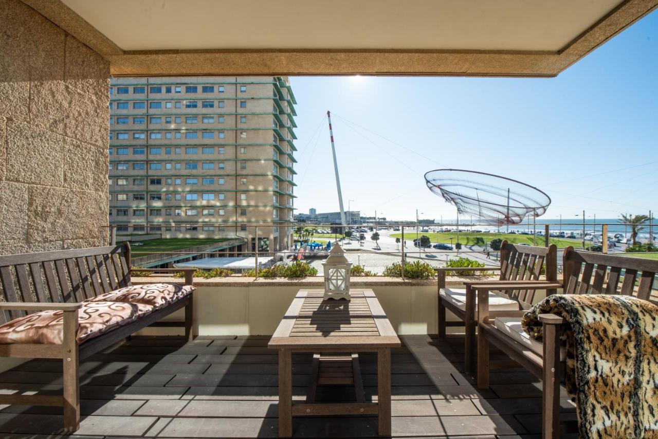 Apartament Em Condominio Com Piscina マトジニョシュ エクステリア 写真