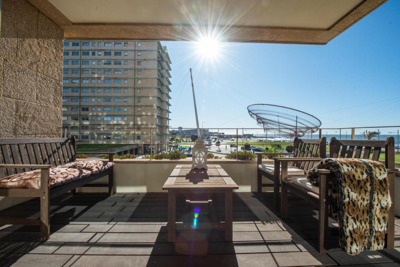 Apartament Em Condominio Com Piscina マトジニョシュ エクステリア 写真