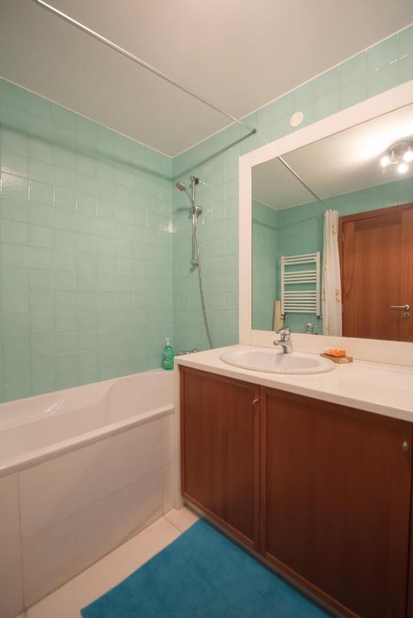 Apartament Em Condominio Com Piscina マトジニョシュ エクステリア 写真