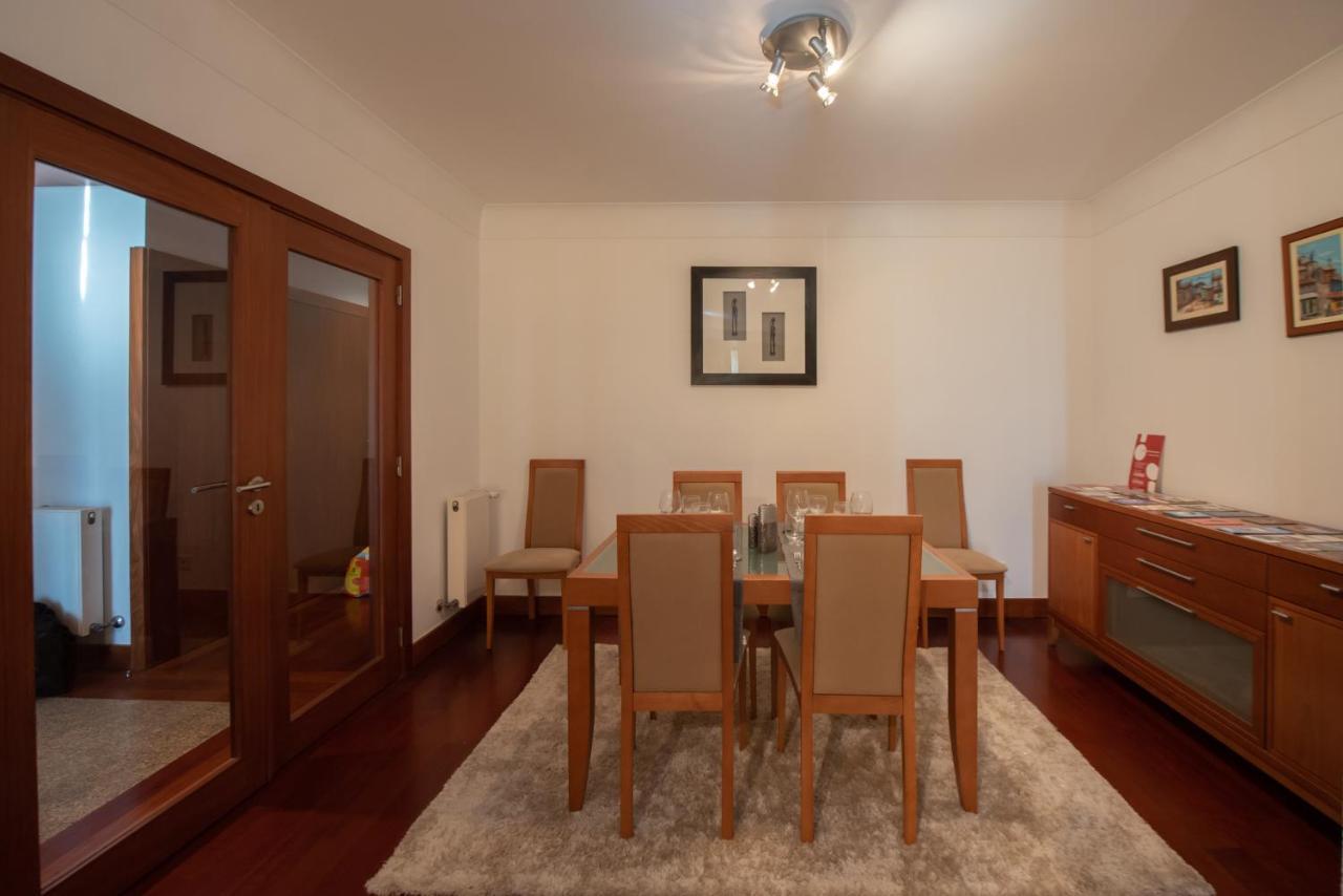 Apartament Em Condominio Com Piscina マトジニョシュ エクステリア 写真